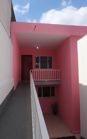 Casa para alugar com 120m², 2 quartos e 1 vagaEntrada