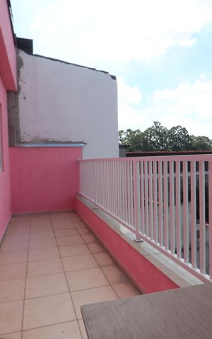 Casa para alugar com 120m², 2 quartos e 1 vagaVaranda
