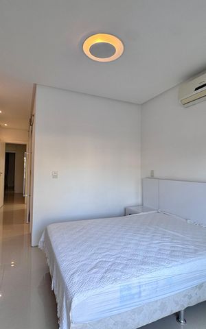 Casa de condomínio à venda com 290m², 4 quartos e 3 vagas