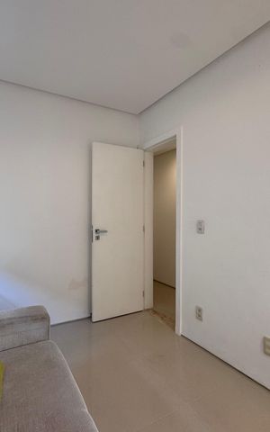 Casa de condomínio à venda com 290m², 4 quartos e 3 vagas Casa de condomínio à venda com 290m², 4 quartos e 3 vagasSuíte 4