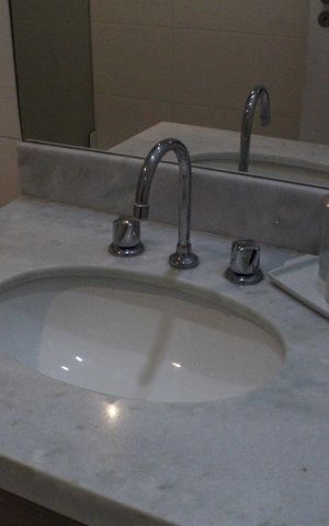Apartamento à venda com 70m², 2 quartos e 1 vagaBanheiro 2