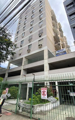 Apartamento para alugar com 120m², 3 quartos e 5 vagas