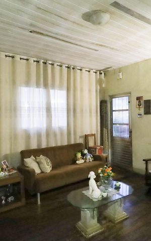 Casa à venda com 90m², 3 quartos e 1 vaga