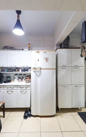 Casa à venda com 90m², 3 quartos e 1 vaga