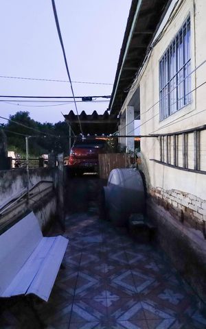 Casa à venda com 90m², 3 quartos e 1 vaga