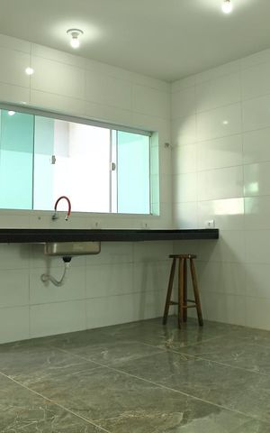 Casa à venda com 140m², 3 quartos e 2 vagasCozinha 
