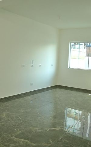 Casa à venda com 140m², 3 quartos e 2 vagasSala