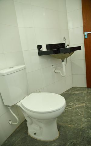 Casa à venda com 140m², 3 quartos e 2 vagasBanheiro Suíte 3 