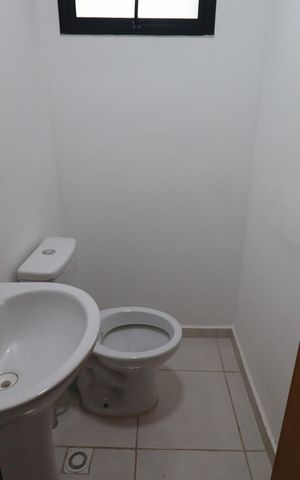 Casa de condomínio para alugar com 68m², 2 quartos e 2 vagas Casa de condomínio para alugar com 68m², 2 quartos e 2 vagasLavabo