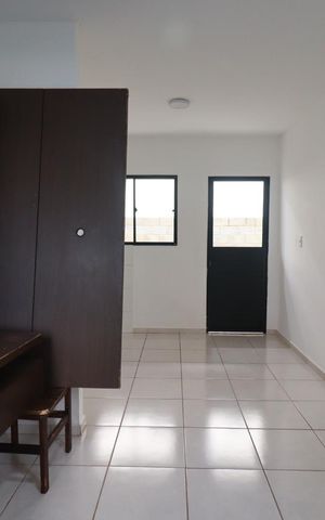 Casa de condomínio para alugar com 68m², 2 quartos e 2 vagas Casa de condomínio para alugar com 68m², 2 quartos e 2 vagasSala
