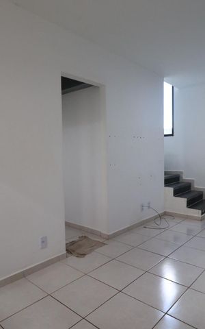 Casa de condomínio para alugar com 68m², 2 quartos e 2 vagas Casa de condomínio para alugar com 68m², 2 quartos e 2 vagasSala