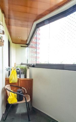 Apartamento à venda com 106m², 3 quartos e 2 vagas Apartamento à venda com 106m², 3 quartos e 2 vagasVaranda