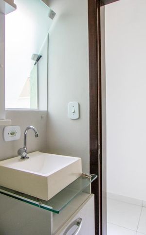 Casa à venda com 230m², 3 quartos e 4 vagas Casa à venda com 230m², 3 quartos e 4 vagasBanheiro do quarto 2