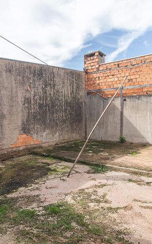 Casa para alugar com 30m², 2 quartos e 2 vagasQuintal