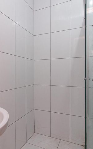 Casa para alugar com 30m², 2 quartos e 2 vagasBanheiro