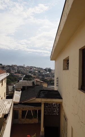 Casa à venda com 492m², 2 quartos e 2 vagasVista 