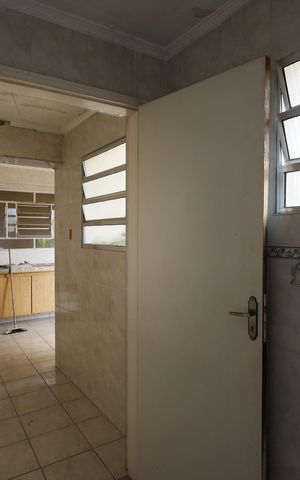 Casa à venda com 492m², 2 quartos e 2 vagasBanheiro 4 casa 3 