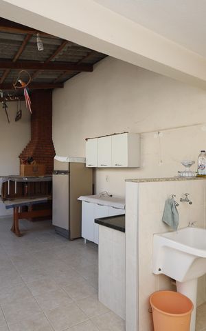 Casa à venda com 492m², 2 quartos e 2 vagasChurrasqueira casa 2