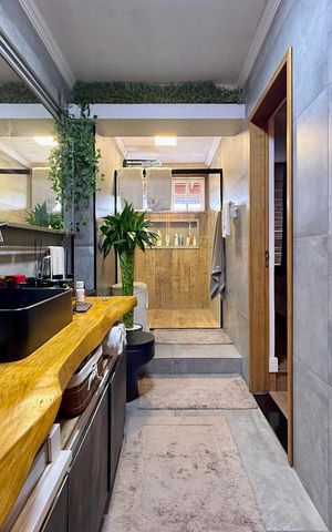 Casa à venda com 150m², 2 quartos e 2 vagas Casa à venda com 150m², 2 quartos e 2 vagasBanheiro