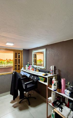 Casa à venda com 150m², 2 quartos e 2 vagas Casa à venda com 150m², 2 quartos e 2 vagasQuarto de Serviço