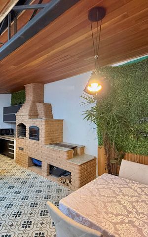 Casa à venda com 150m², 2 quartos e 2 vagas Casa à venda com 150m², 2 quartos e 2 vagasEspaço Gourmet
