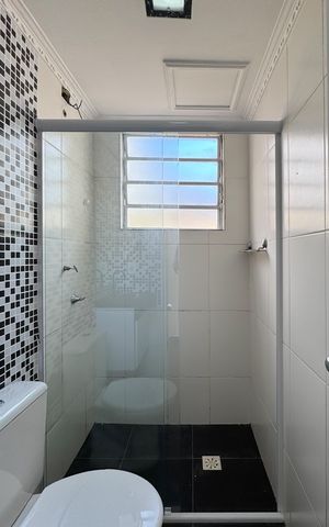 Apartamento à venda com 50m², 2 quartos e 1 vaga Apartamento à venda com 50m², 2 quartos e 1 vagaBanheiro Social