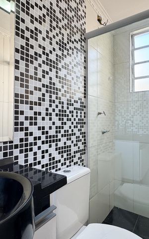 Apartamento à venda com 50m², 2 quartos e 1 vaga Apartamento à venda com 50m², 2 quartos e 1 vagaBanheiro Social