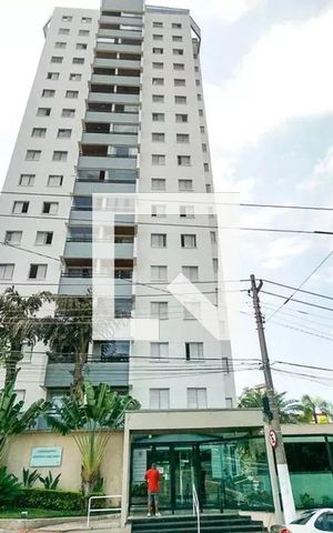 Apartamento à venda com 67m², 3 quartos e 1 vaga Apartamento à venda com 67m², 3 quartos e 1 vagaFachada