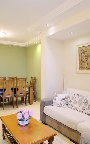 Apartamento à venda com 67m², 3 quartos e 1 vagaSala