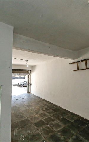 Casa à venda com 200m², 4 quartos e 3 vagasGaragem - Casa 1