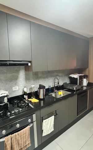 Casa à venda com 110m², 3 quartos e 2 vagas Casa à venda com 110m², 3 quartos e 2 vagasCozinha