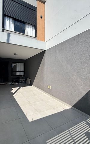 Casa à venda com 110m², 3 quartos e 2 vagas Casa à venda com 110m², 3 quartos e 2 vagasGaragem