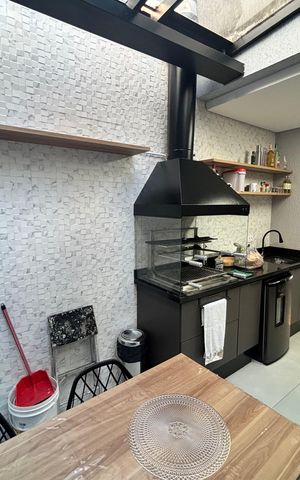 Casa à venda com 110m², 3 quartos e 2 vagas Casa à venda com 110m², 3 quartos e 2 vagasÁrea gourmet