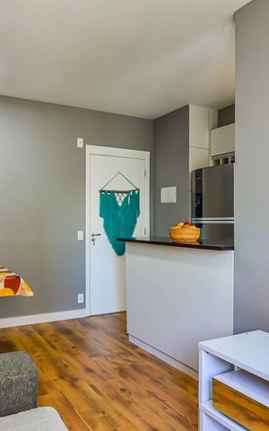 Apartamento à venda com 51m², 2 quartos e 1 vaga Apartamento à venda com 51m², 2 quartos e 1 vagaSala