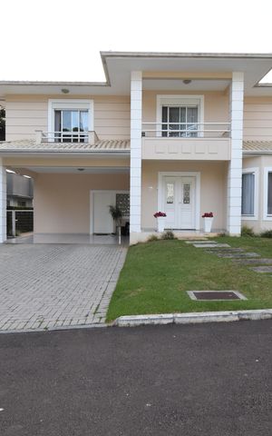 Casa de condomínio à venda com 280m², 5 quartos e 5 vagasÁrea externa
