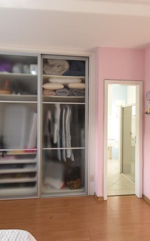 Casa de condomínio à venda com 280m², 5 quartos e 5 vagasSuíte 2