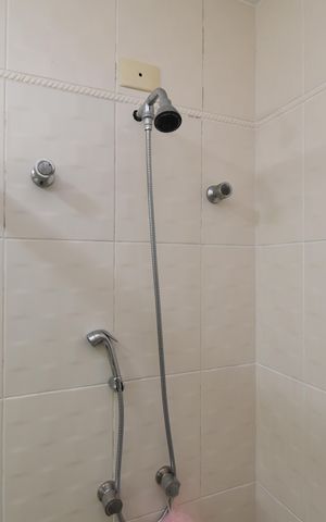 Casa de condomínio à venda com 280m², 5 quartos e 5 vagasBanheiro da Suíte