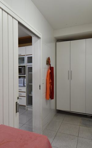 Casa de condomínio à venda com 280m², 5 quartos e 5 vagasÁrea de Serviço