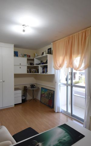 Casa de condomínio à venda com 280m², 5 quartos e 5 vagasQuarto 4