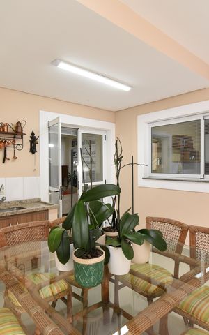 Casa de condomínio à venda com 280m², 5 quartos e 5 vagasÁrea gourmet