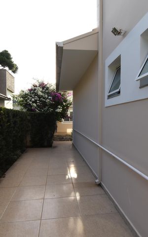 Casa de condomínio à venda com 280m², 5 quartos e 5 vagasÁrea externa 