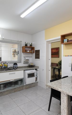 Casa de condomínio à venda com 280m², 5 quartos e 5 vagasCozinha