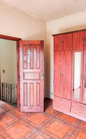 Casa para alugar com 200m², 2 quartos e 1 vagaQuarto 2 Segundo andar 