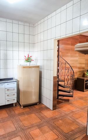 Casa para alugar com 200m², 2 quartos e 1 vagaCozinha 