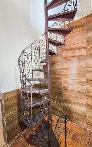 Casa para alugar com 200m², 2 quartos e 1 vagaAcesso ao Segundo andar 