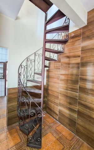 Casa para alugar com 200m², 2 quartos e 1 vagaAcesso ao Segundo andar 