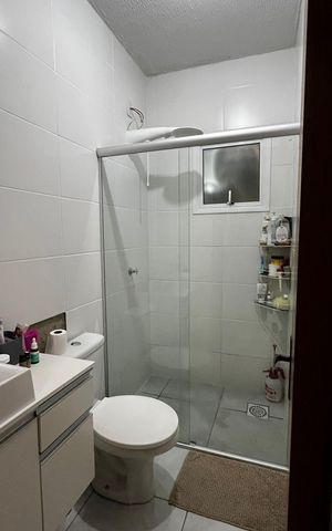 Apartamento à venda com 53m², 2 quartos e 1 vaga Apartamento à venda com 53m², 2 quartos e 1 vagaBanheiro