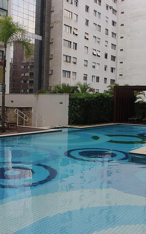 Studio à venda com 52m², 1 quarto e 1 vagaPiscina