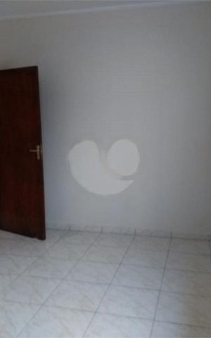 Casa à venda com 110m², 2 quartos e 3 vagas