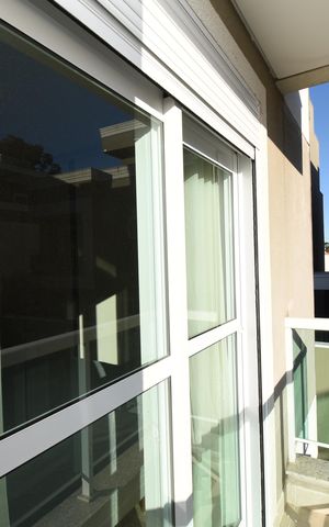 Casa de condomínio à venda com 148m², 3 quartos e 4 vagasVaranda da Suíte